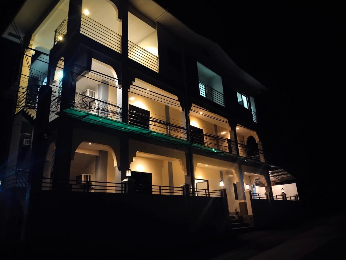Junie Pension House Моалбоал Екстер'єр фото
